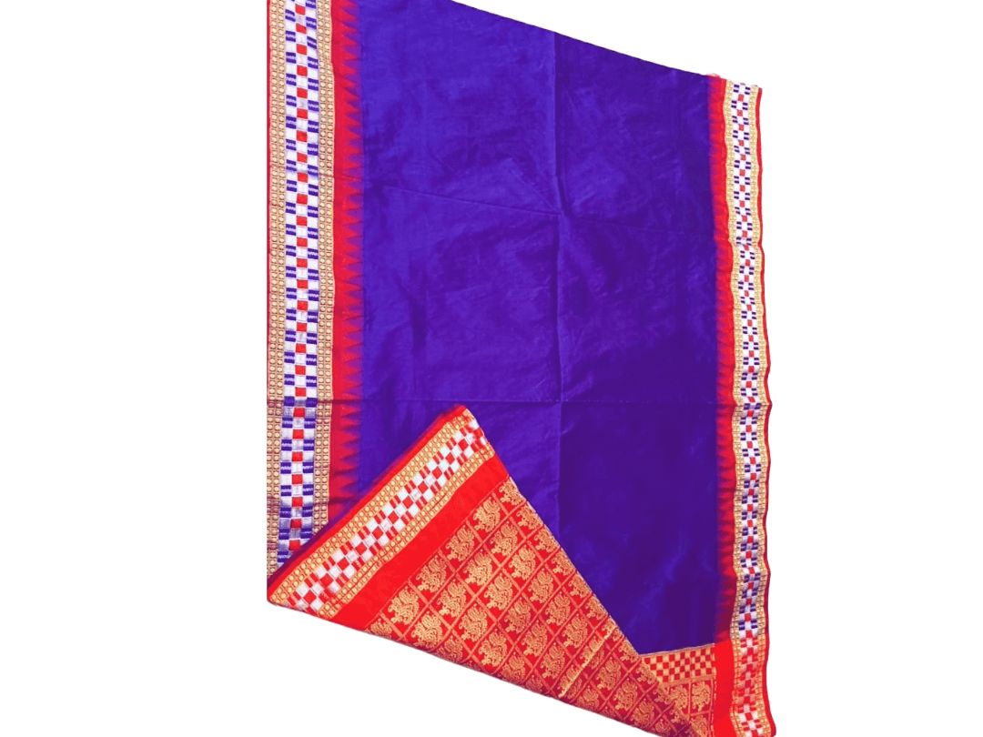 Three piece suit with Jari